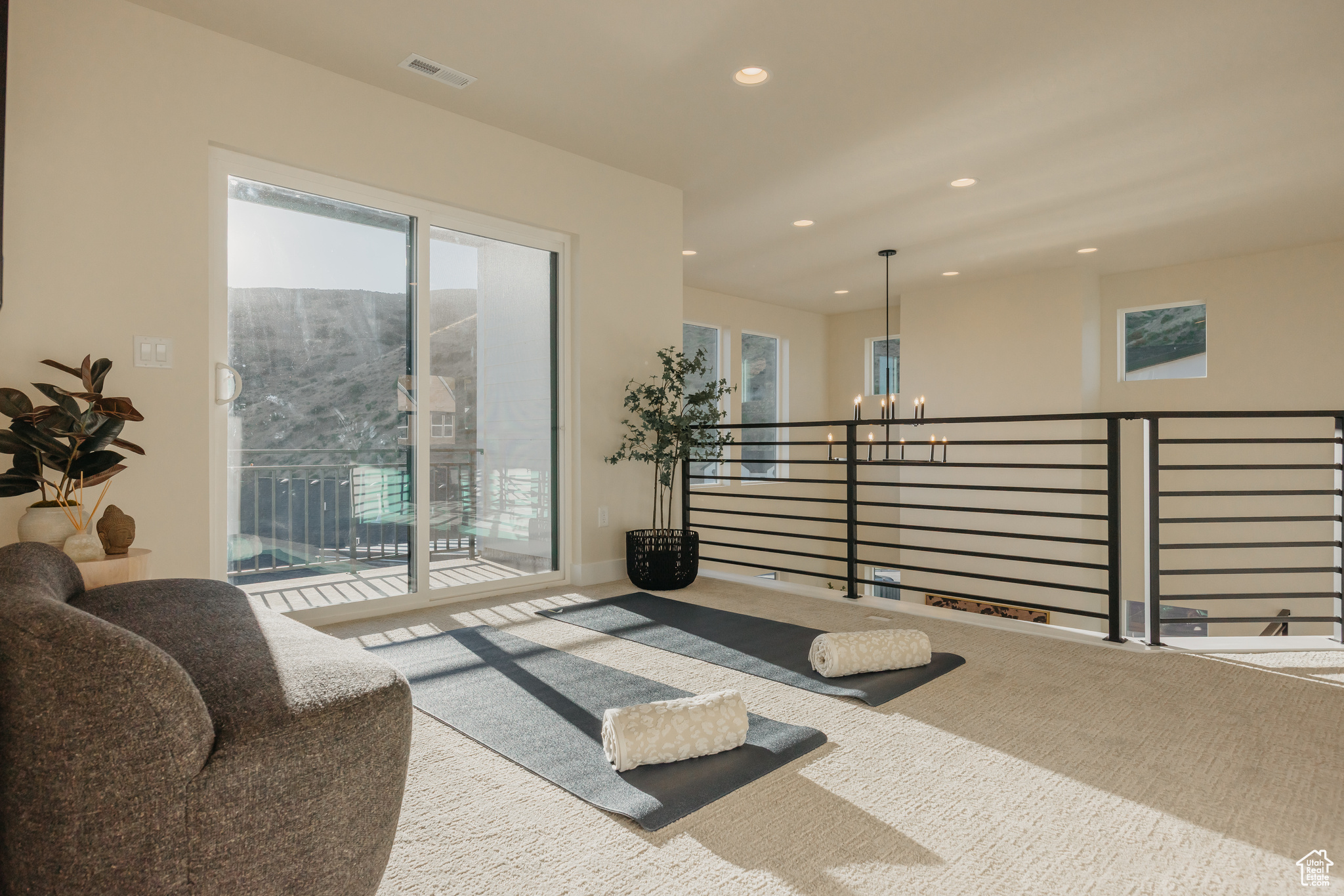 CANYON POINT - Residential