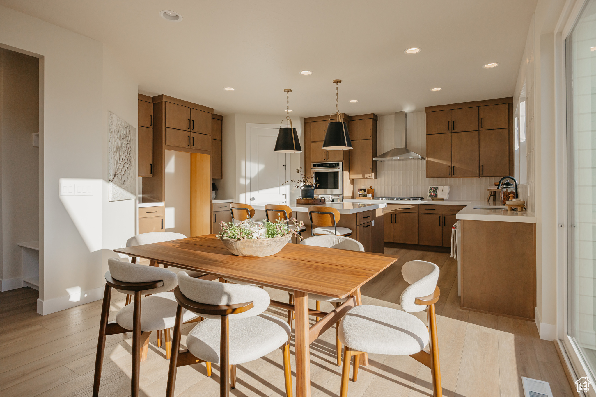 CANYON POINT - Residential