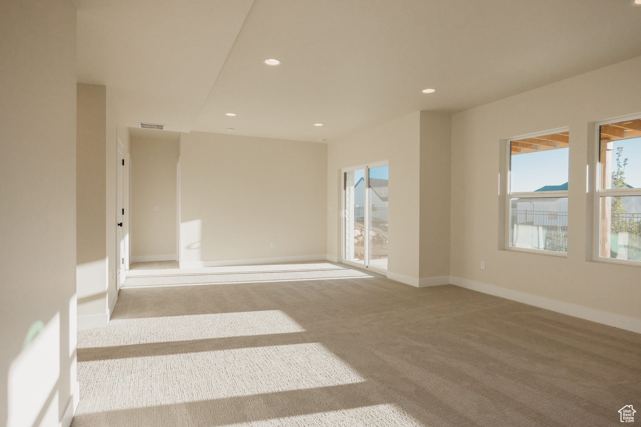 CANYON POINT - Residential