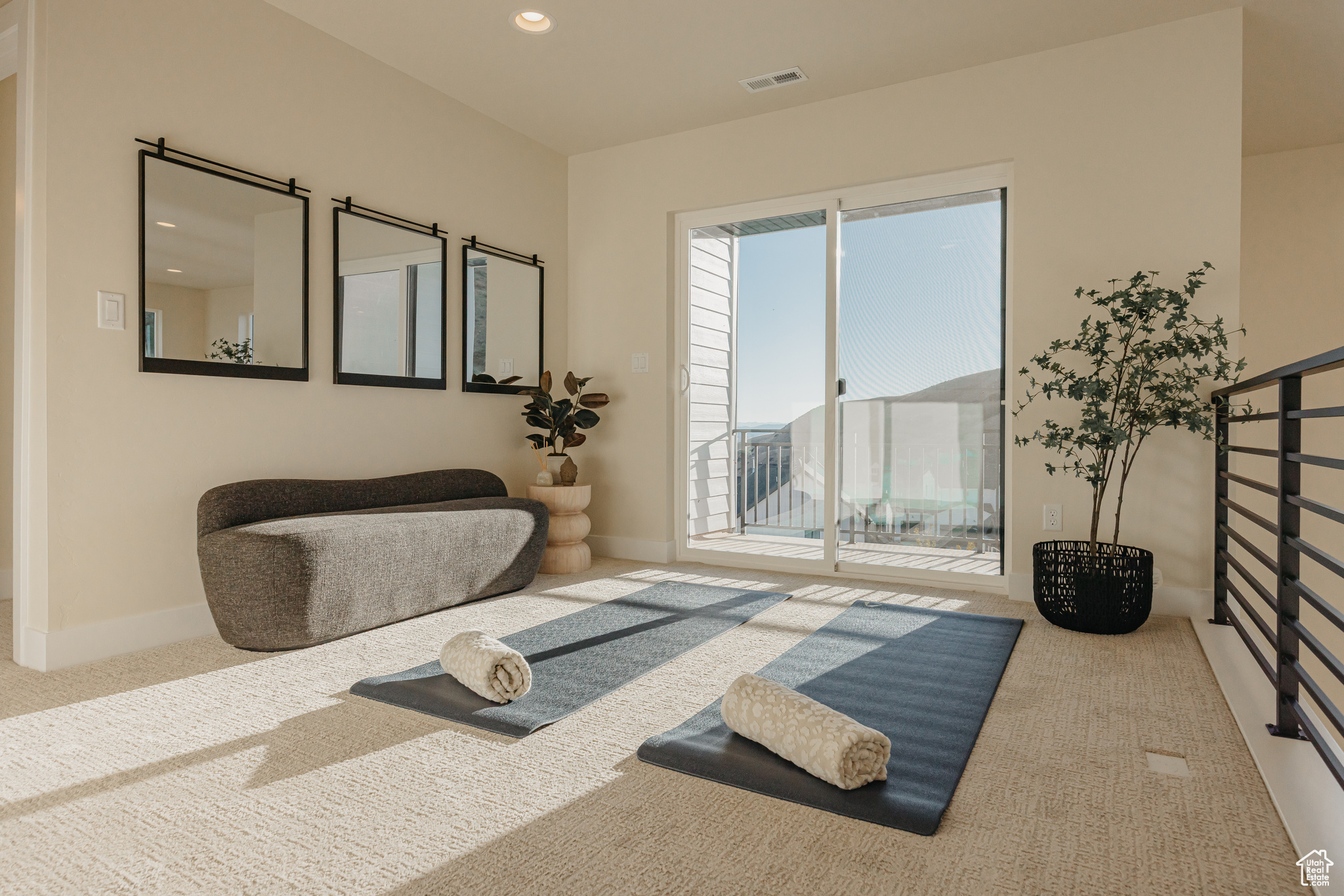 CANYON POINT - Residential
