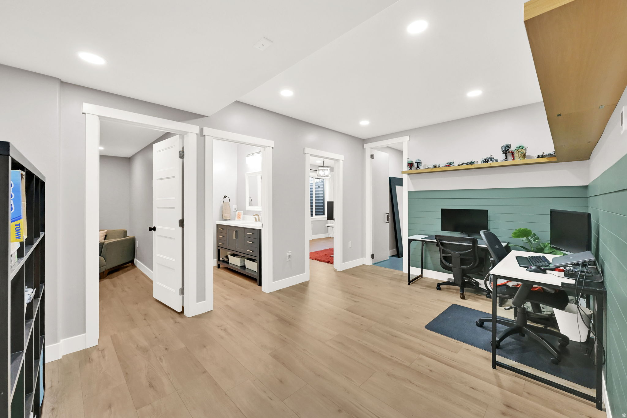 BEACON POINTE - Residential