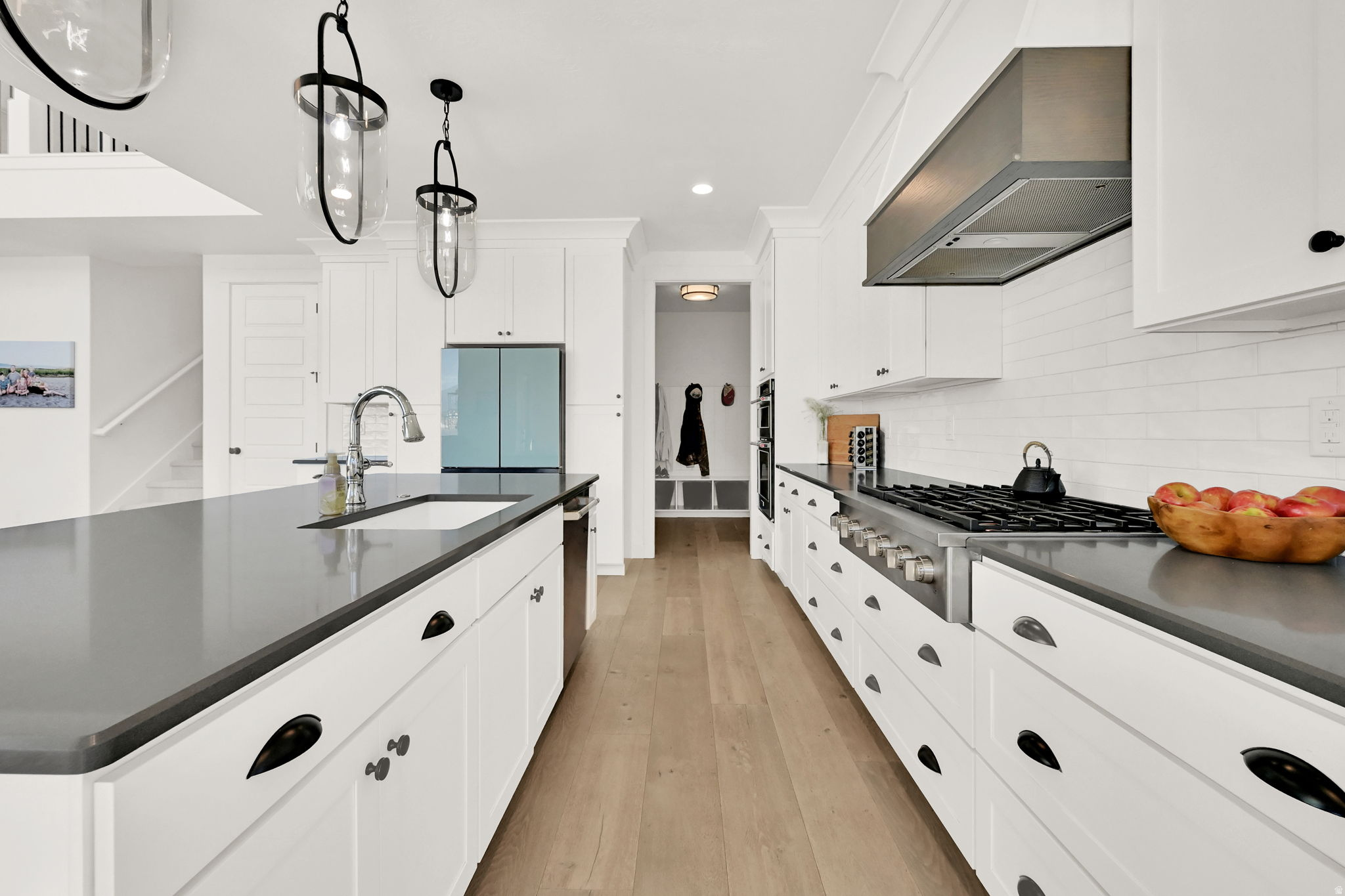 BEACON POINTE - Residential