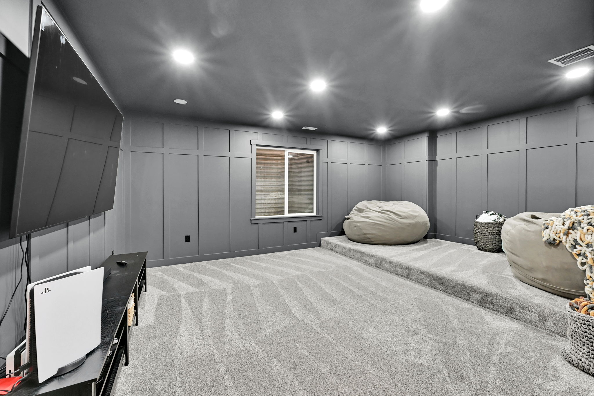 BEACON POINTE - Residential