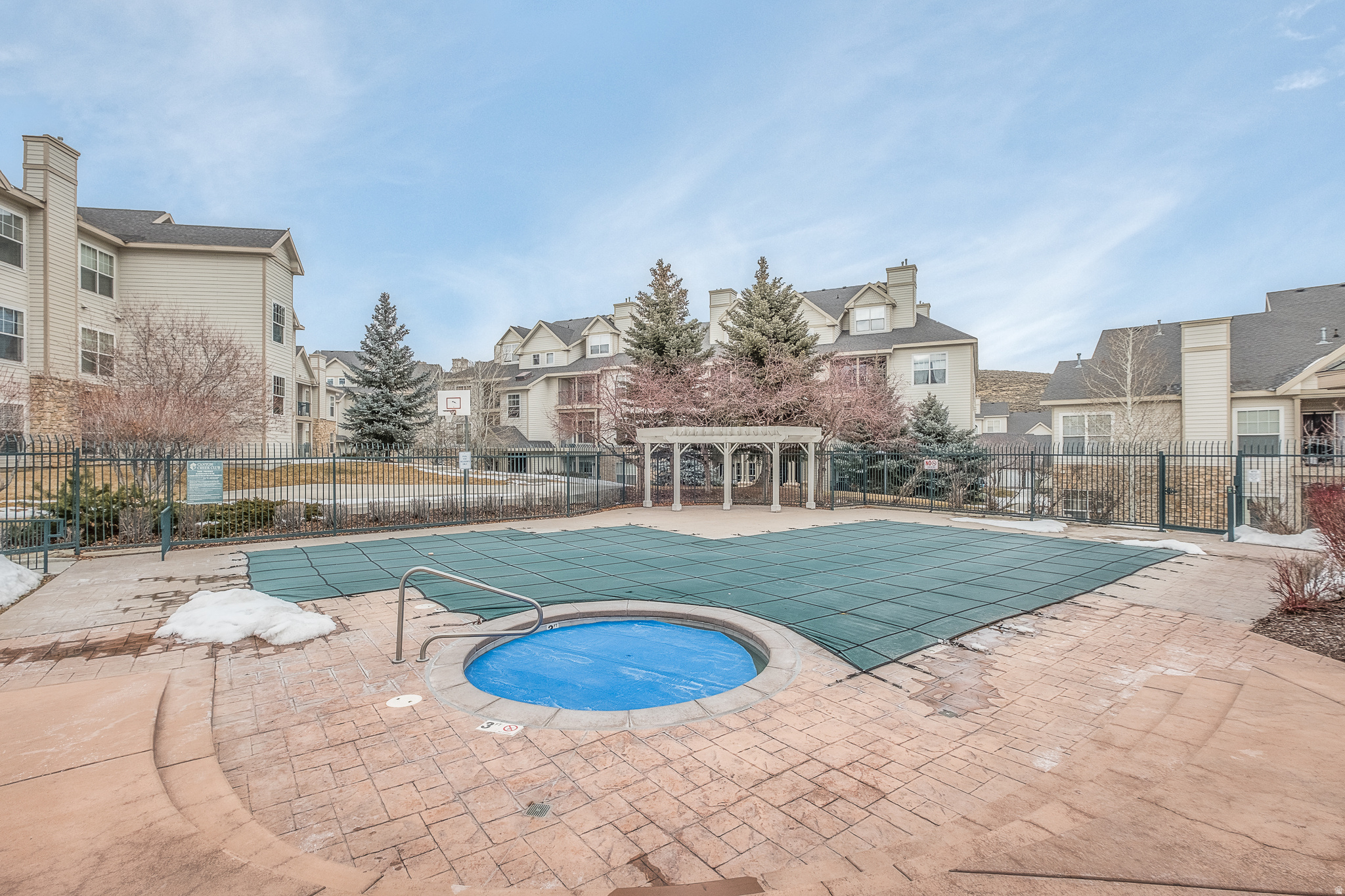 CANYON CREEK - Residential