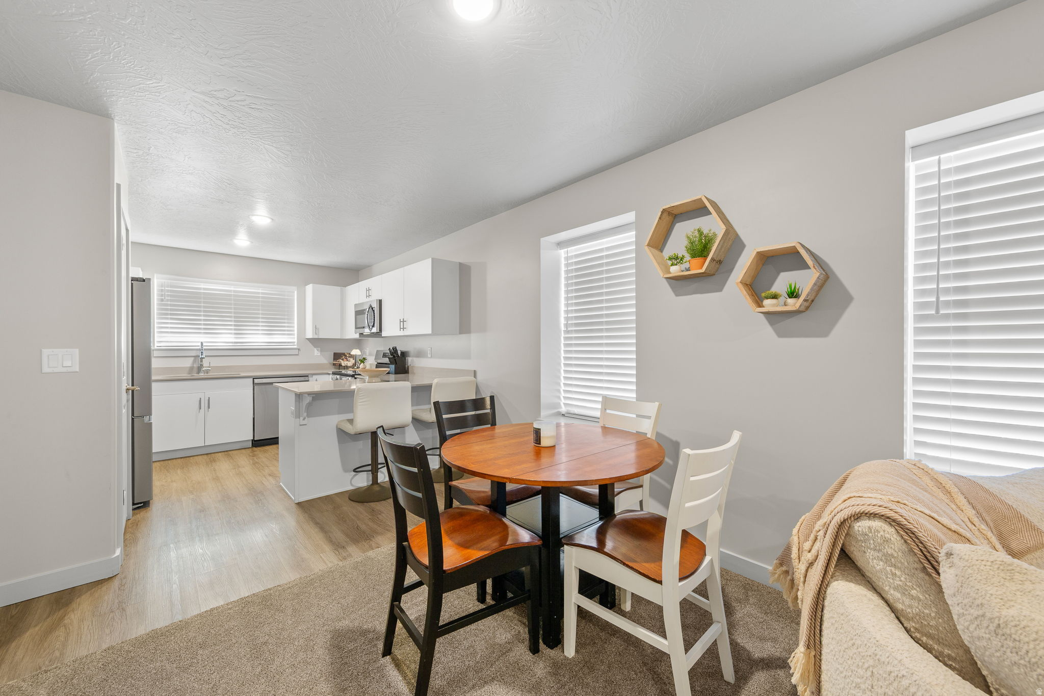 LONE ROCK CONDOS - Residential