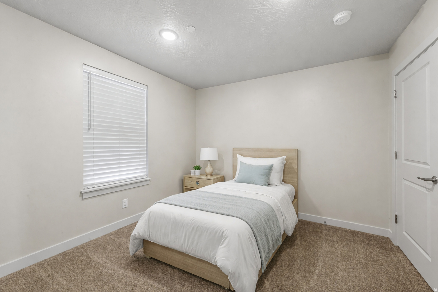 LONE ROCK CONDOS - Residential