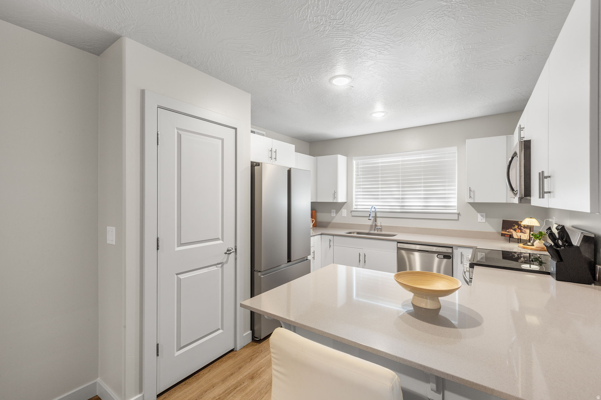 LONE ROCK CONDOS - Residential