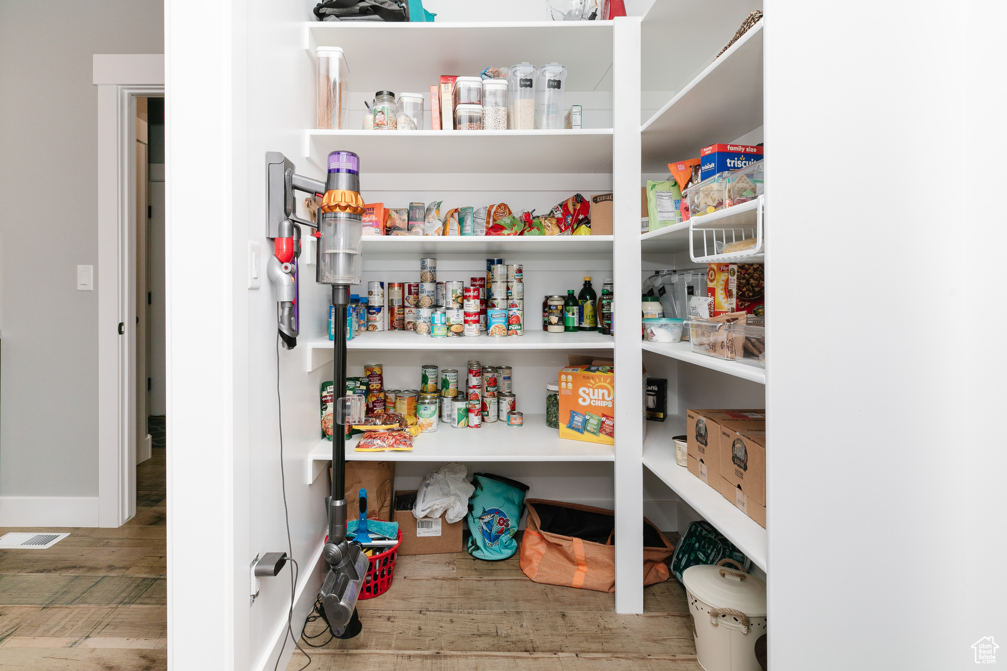 CALLS FORT ESTATES - Residential