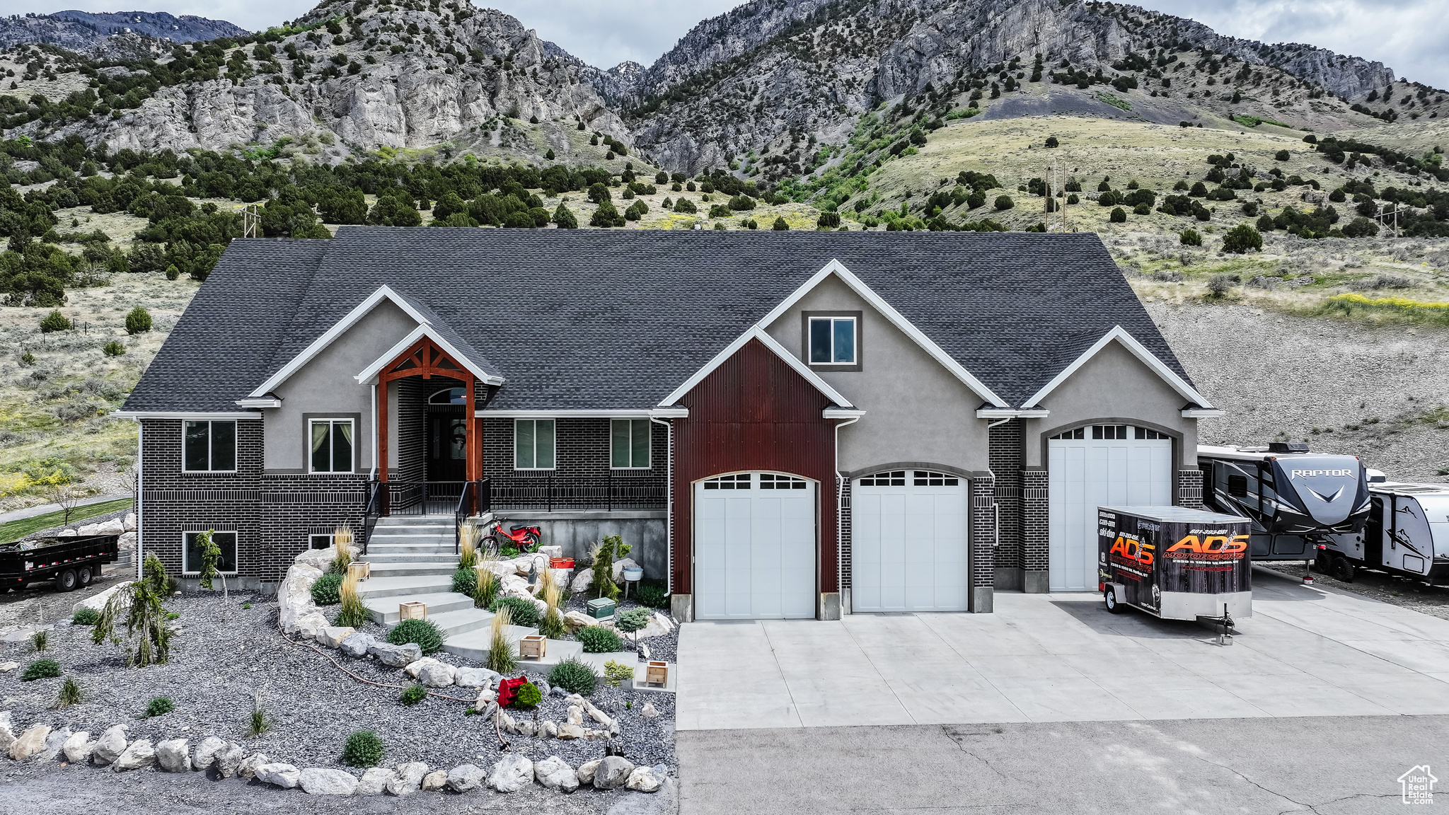 CALLS FORT ESTATES - Residential