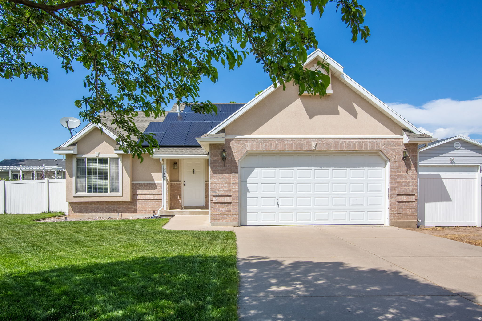 HUNTERS CROSSING - Residential