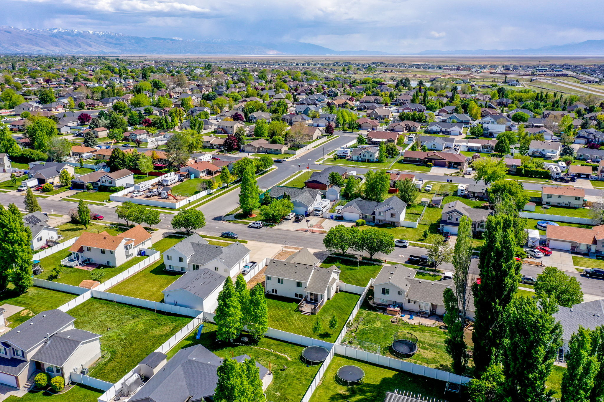 HUNTERS CROSSING - Residential