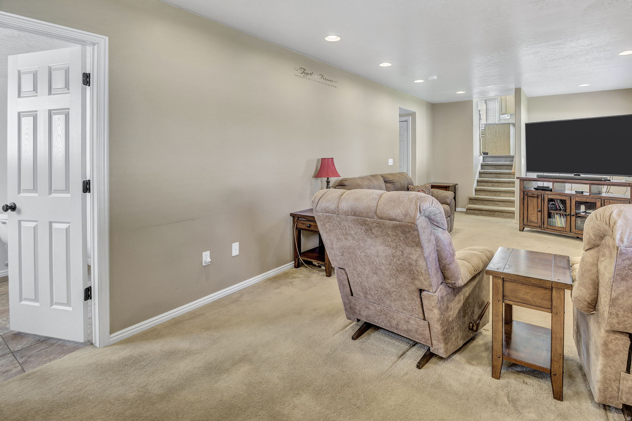 HUNTERS CROSSING - Residential