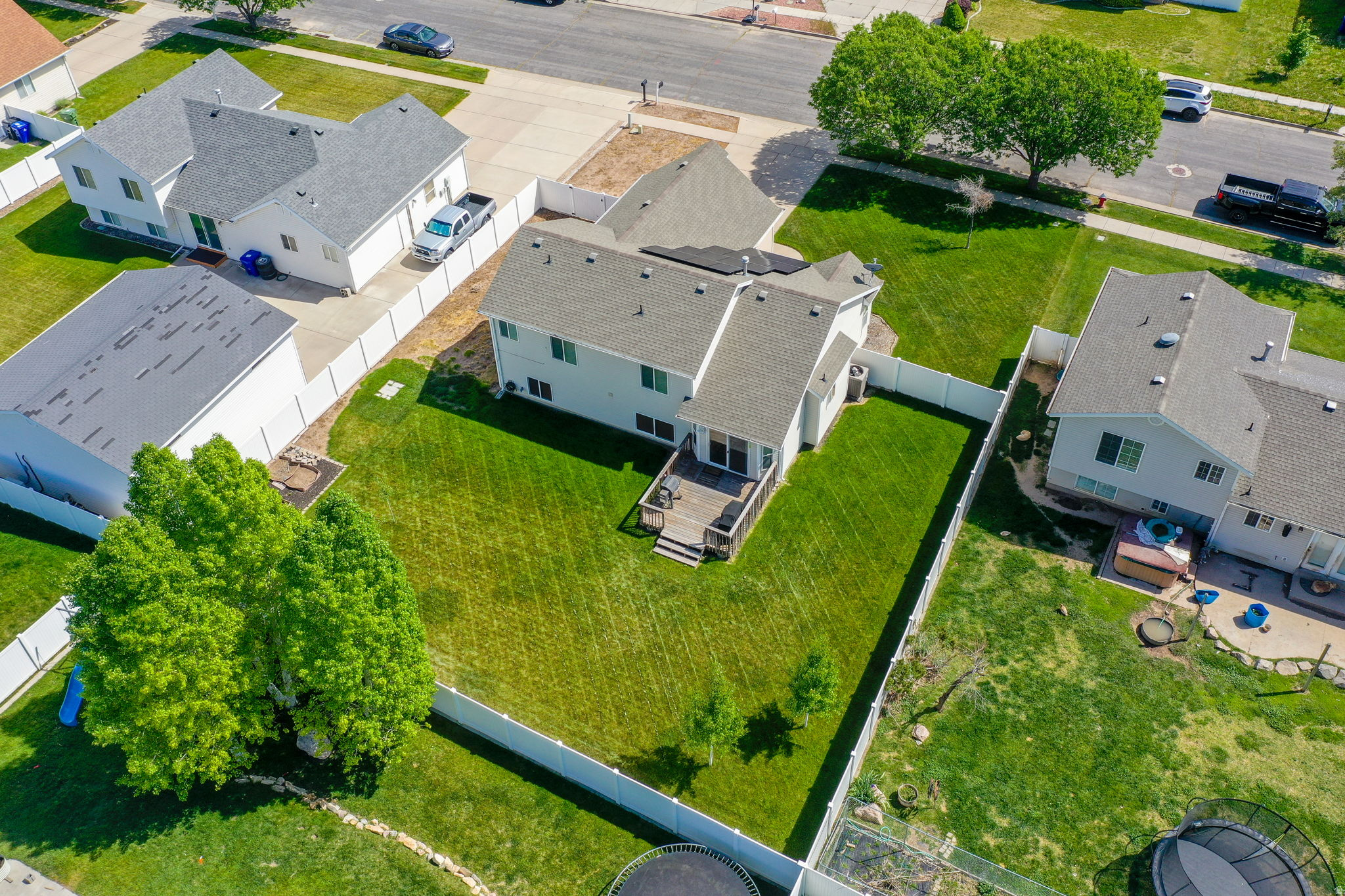 HUNTERS CROSSING - Residential