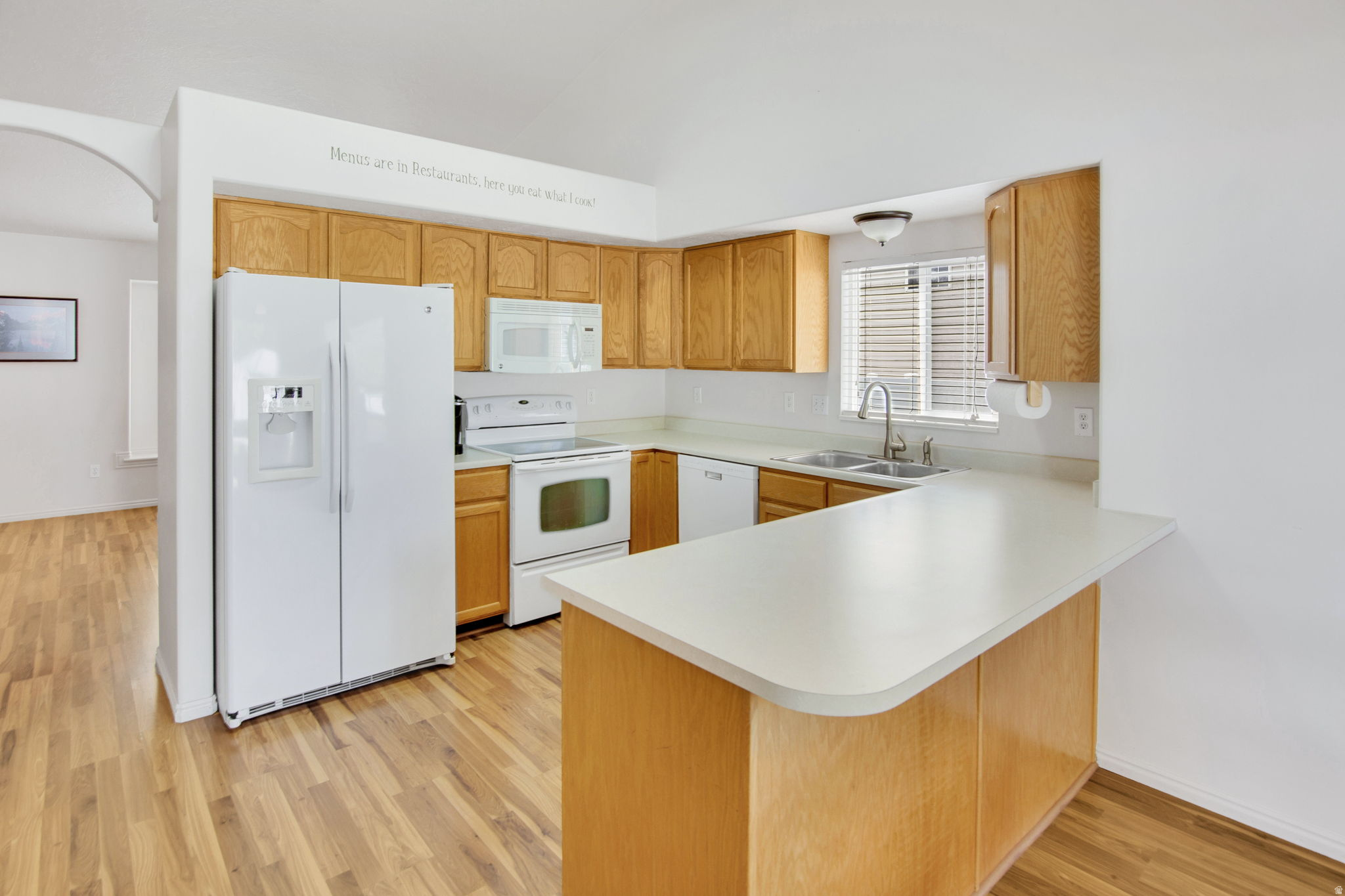 HUNTERS CROSSING - Residential