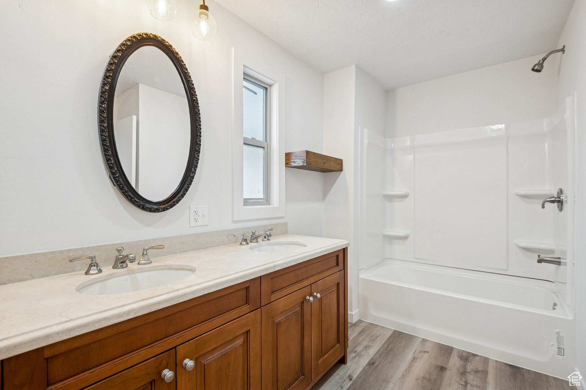 MAJESTIC MEADOWS - Residential