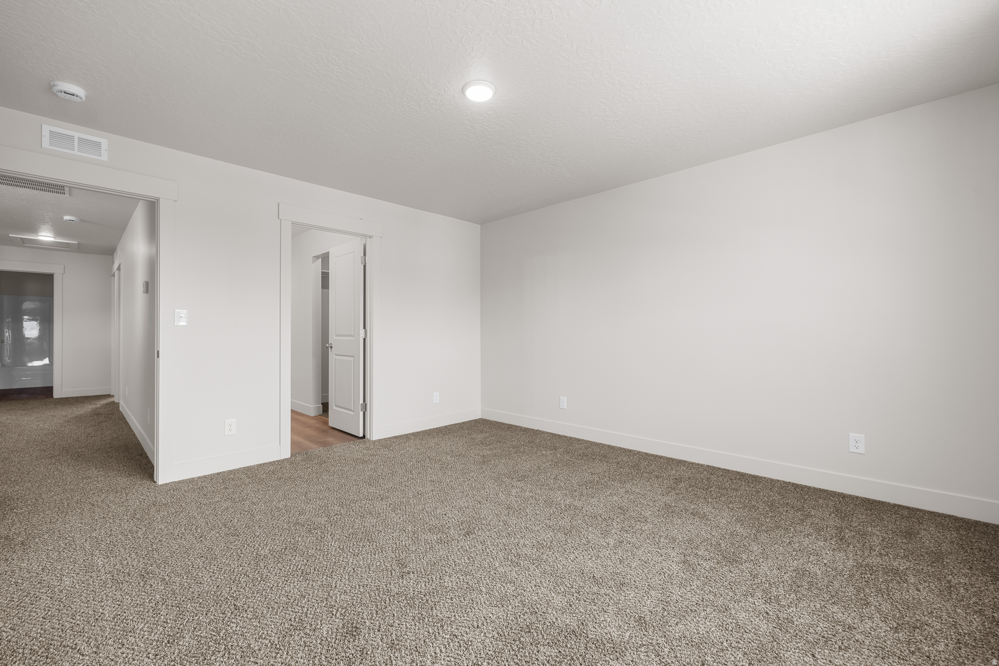 MAPLETON VILAGE TOWNHOMES - Residential