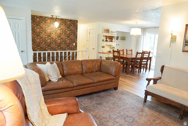 PIONEER CEDARS - Residential