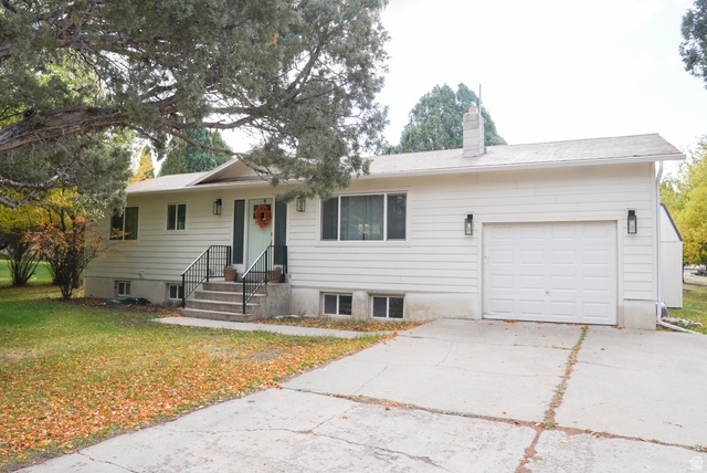 PIONEER CEDARS - Residential