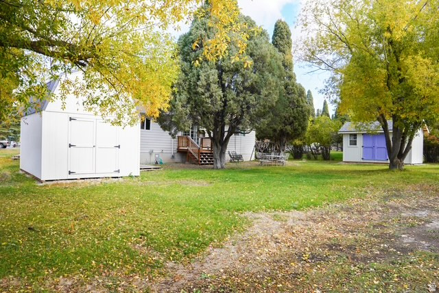 PIONEER CEDARS - Residential