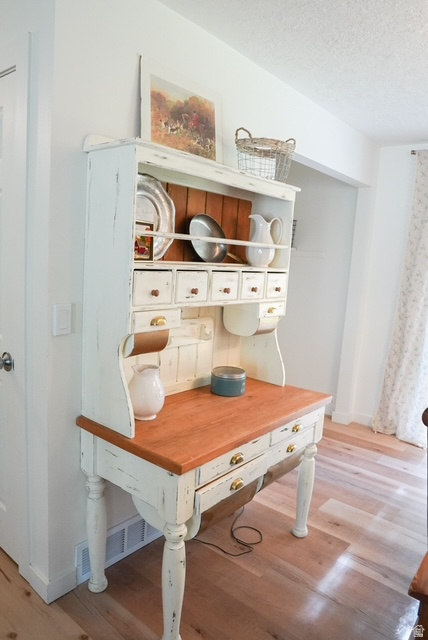 PIONEER CEDARS - Residential