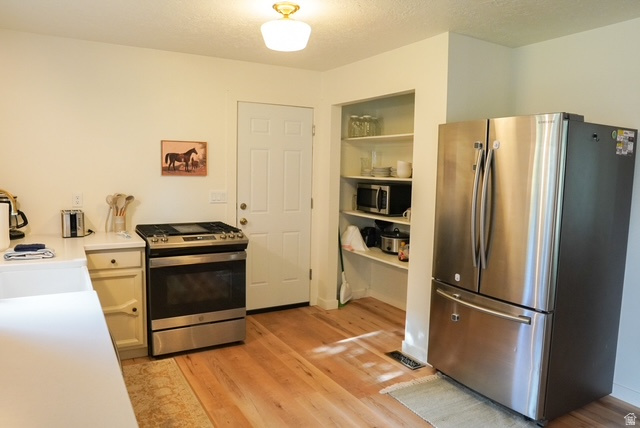 PIONEER CEDARS - Residential