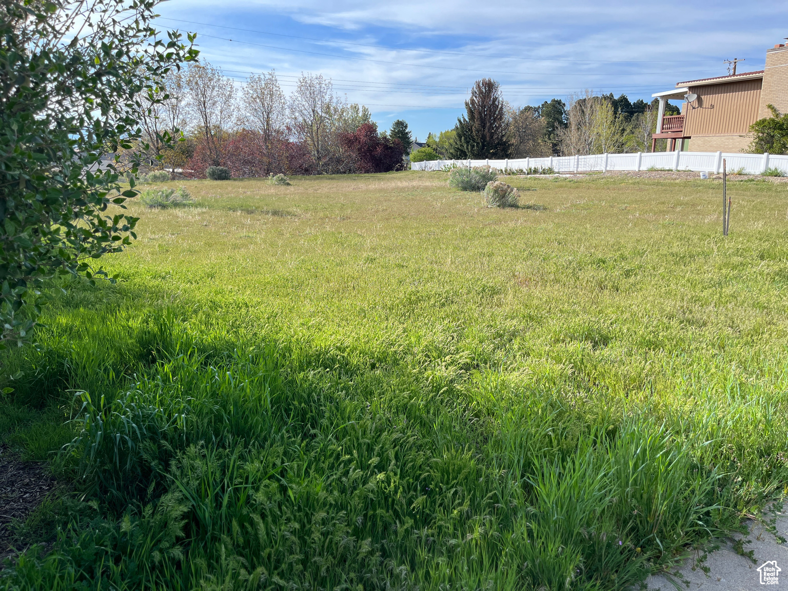 LAKEWOOD VILLAGE SUB - Land