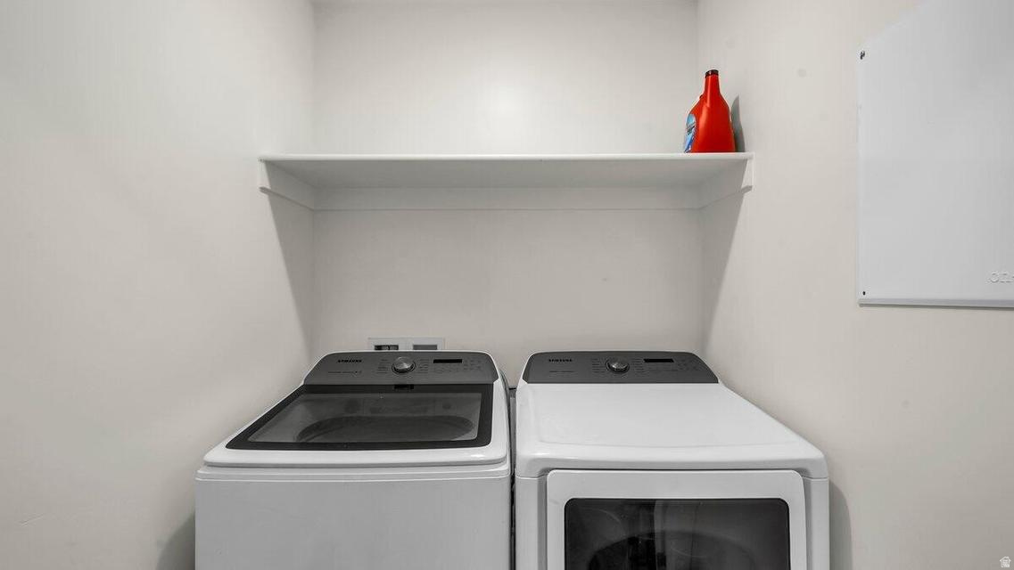 WHITE TRAILS 1 - Residential