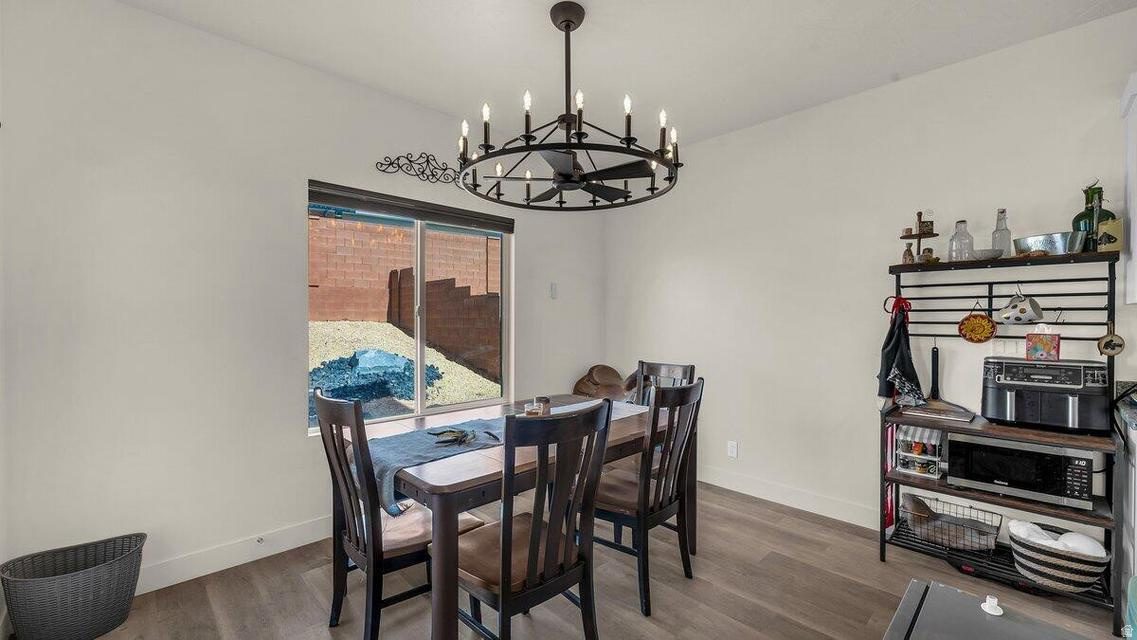 WHITE TRAILS 1 - Residential