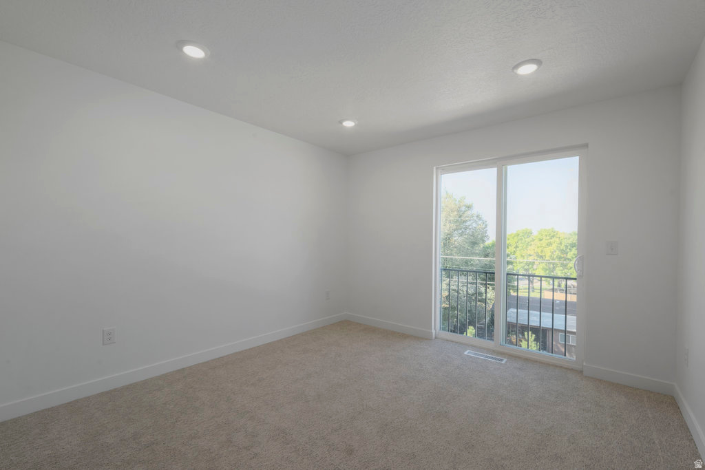 AXIS TOWNHOMES - Residential