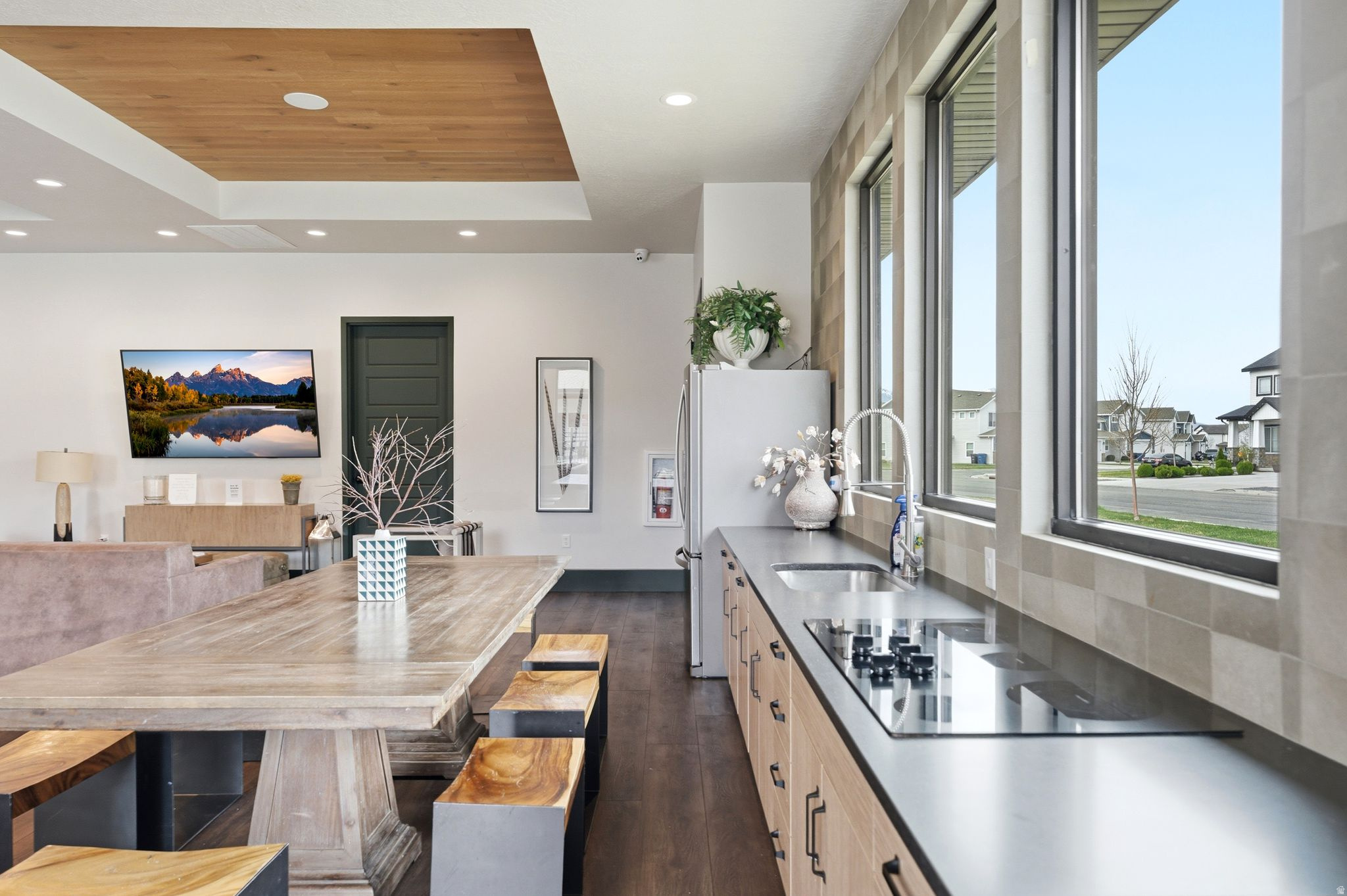 ELK MOUNTAIN - Residential