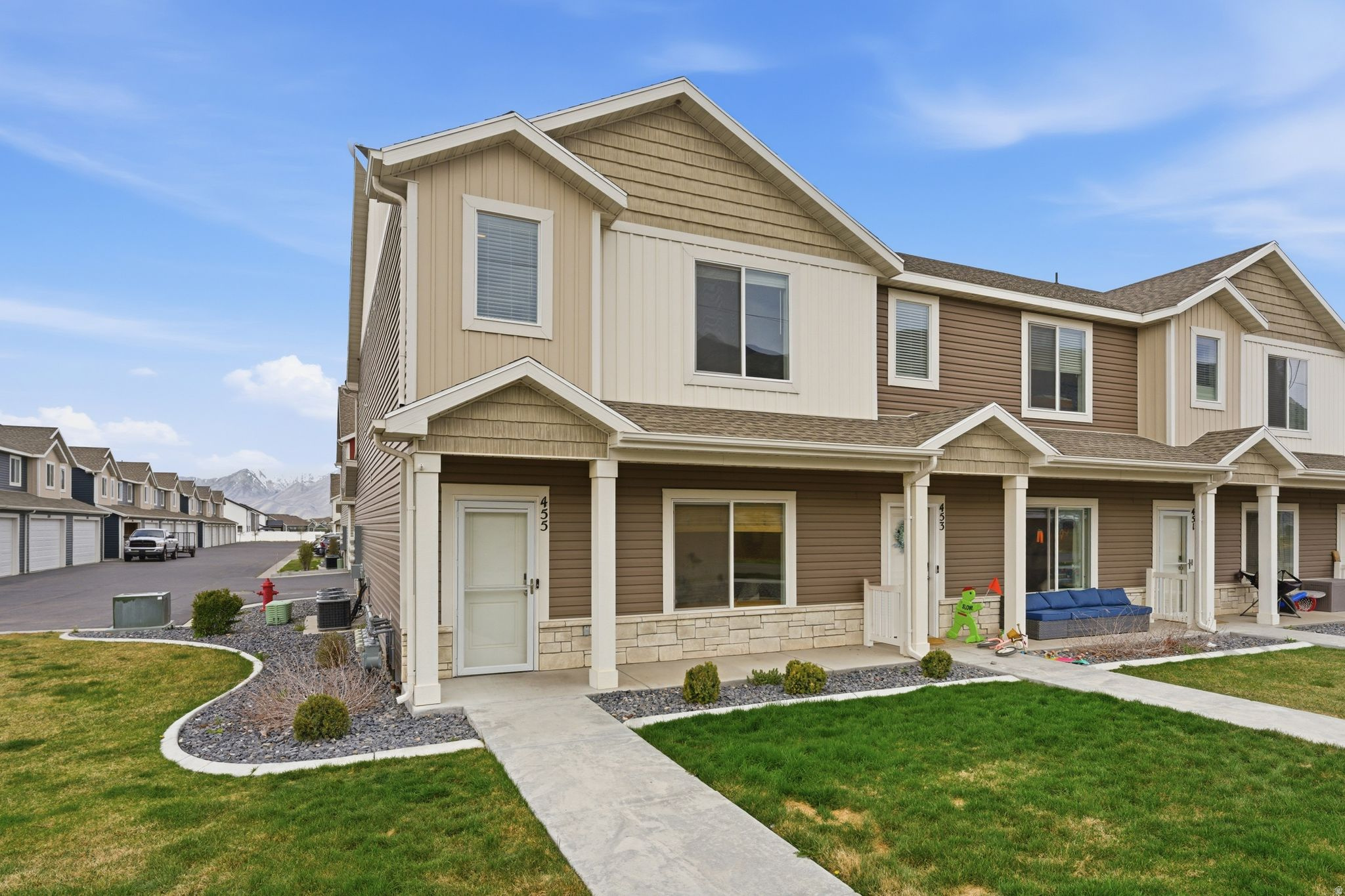 ELK MOUNTAIN - Residential