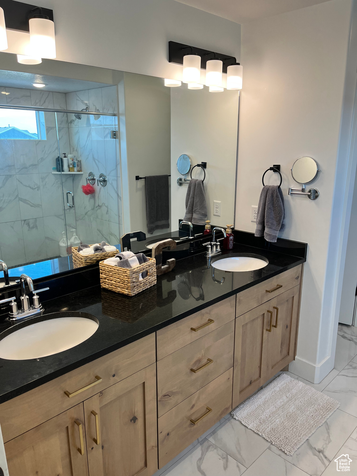 STILLCREEK - Residential