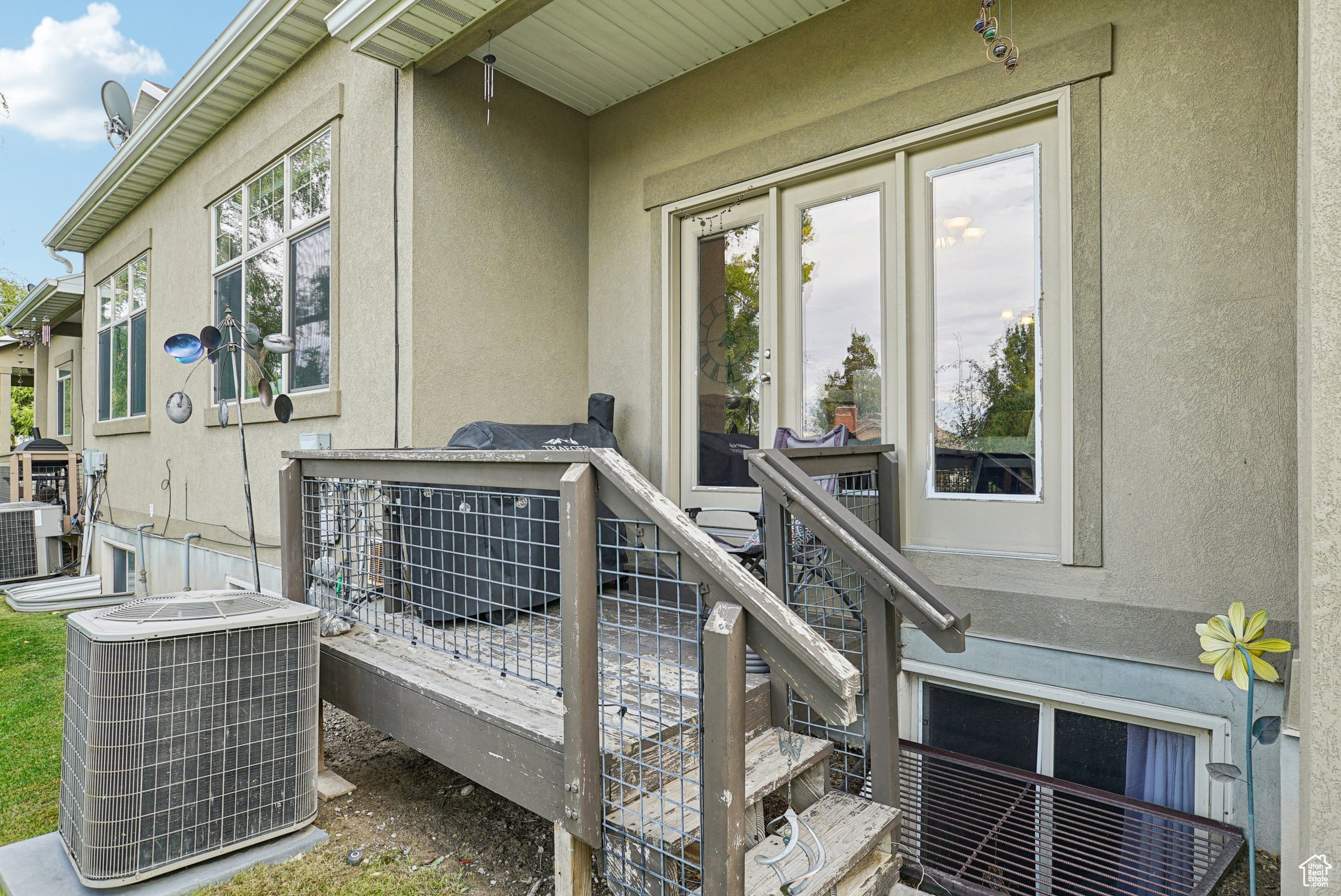 WATERSIDE - Residential