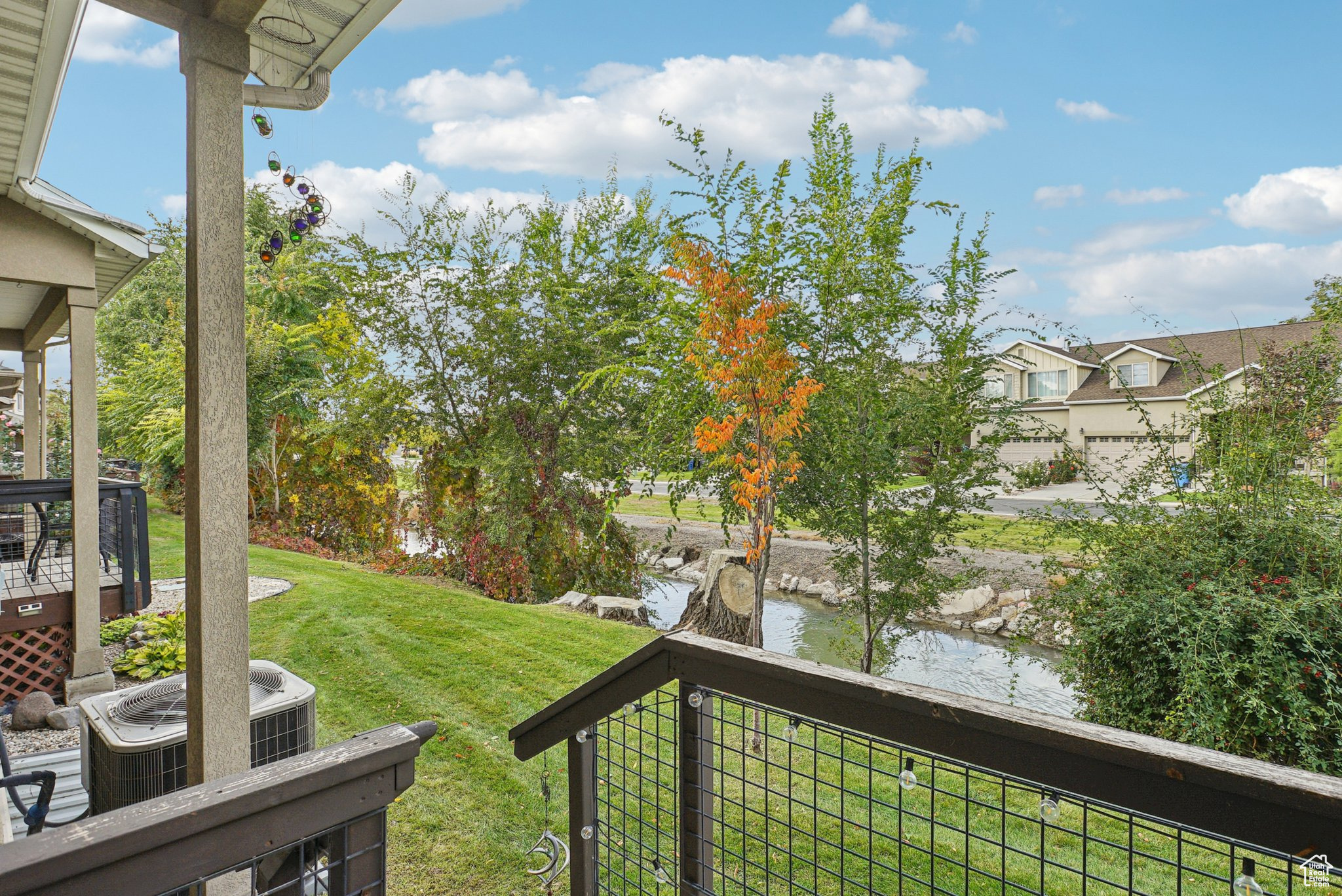 WATERSIDE - Residential