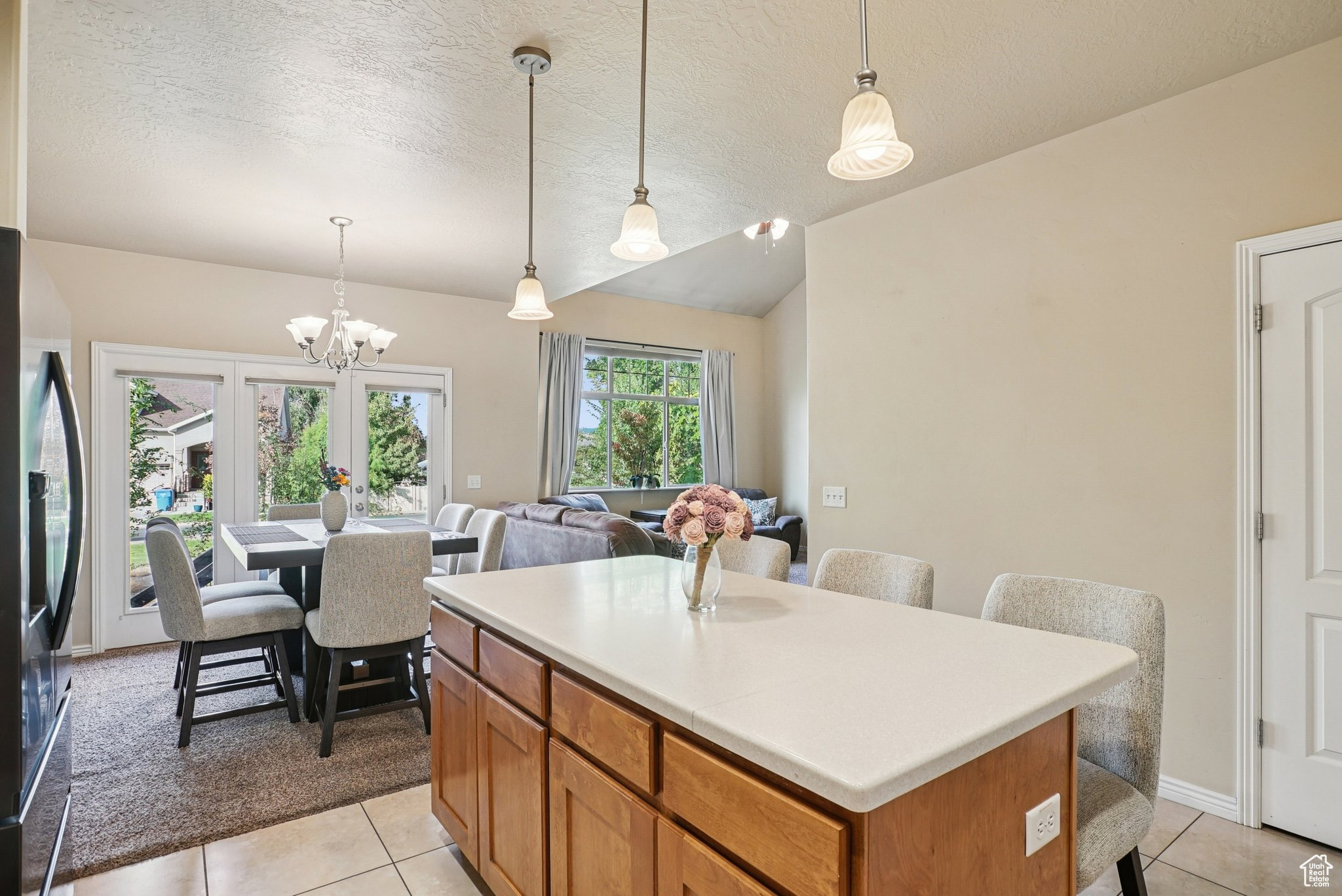 WATERSIDE - Residential