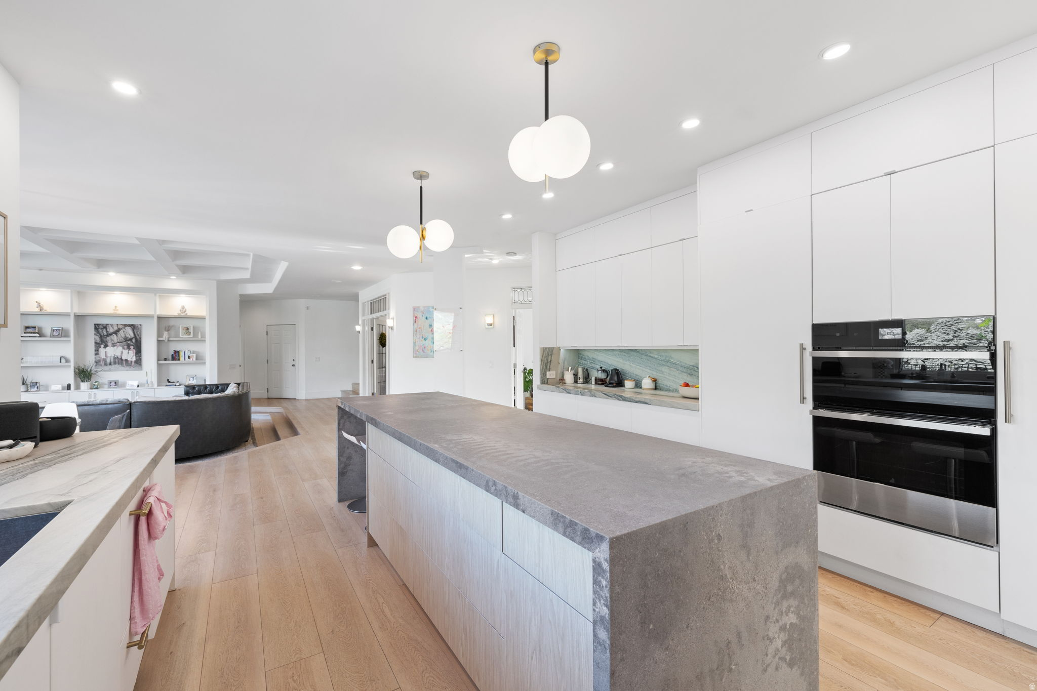 VINTAGE - Residential