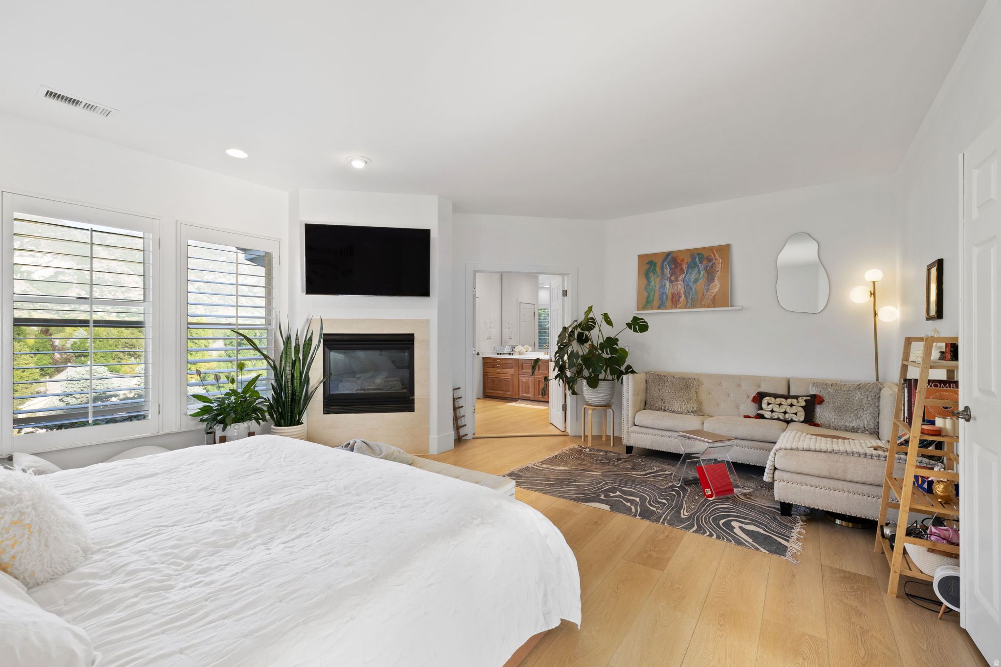 VINTAGE - Residential