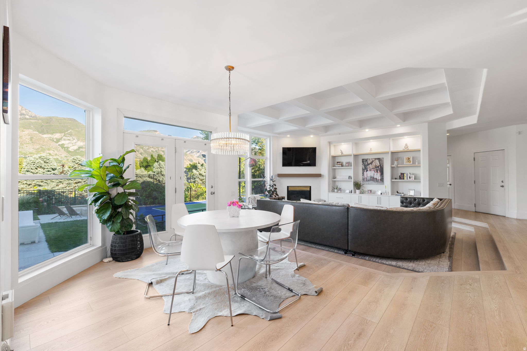 VINTAGE - Residential