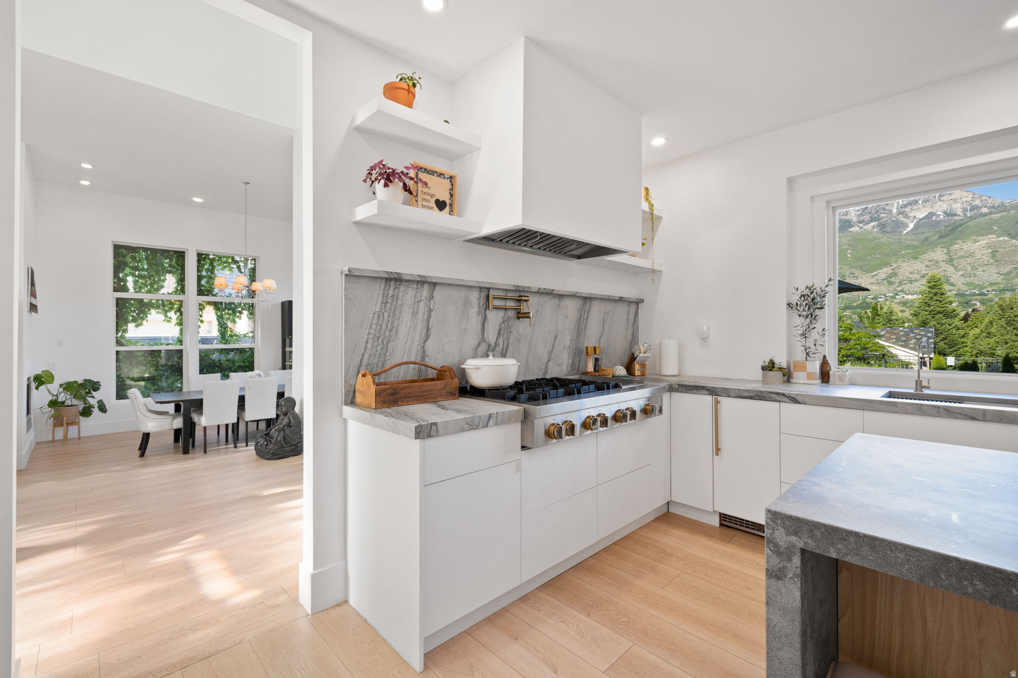 VINTAGE - Residential