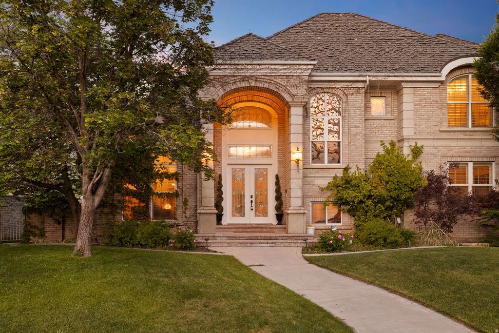 Photo of 4394 S STAFFORD CT, Provo, UT 84604 (MLS # 2153505)