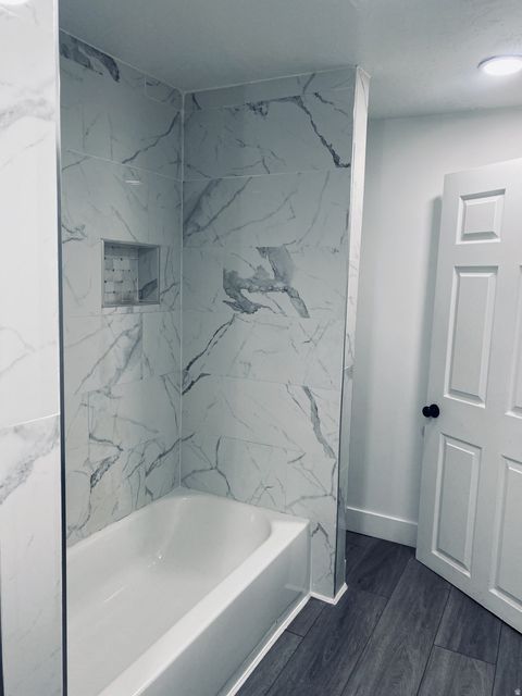 Tiny photo for 1016 S 400 W, Bountiful, UT 84010 (MLS # 2128114)