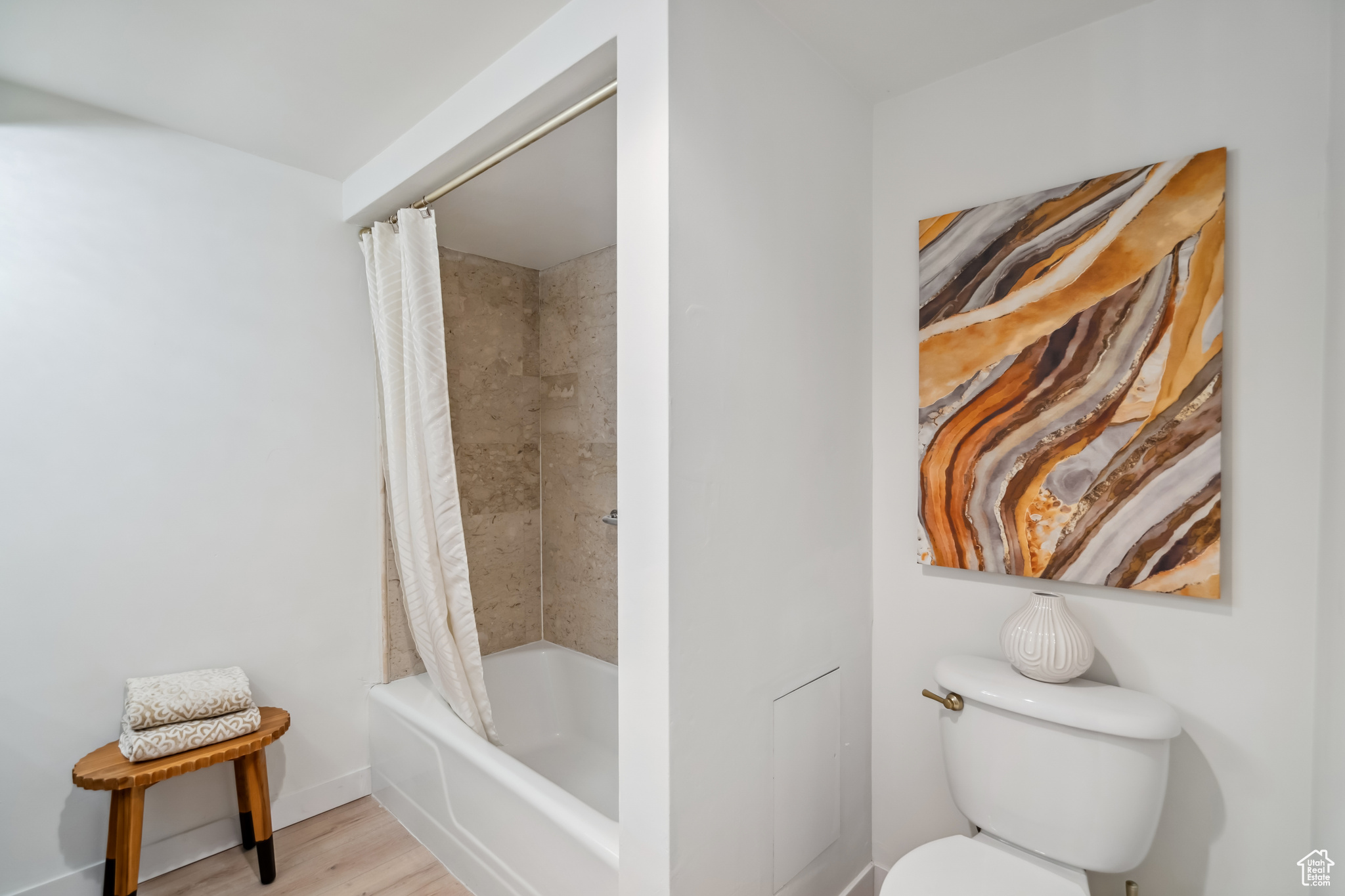 BONNEVILLE TOWER - Residential