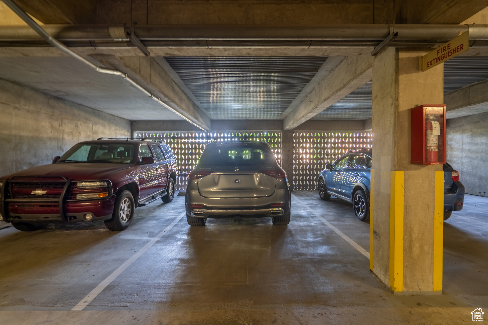 BONNEVILLE TOWER - Residential