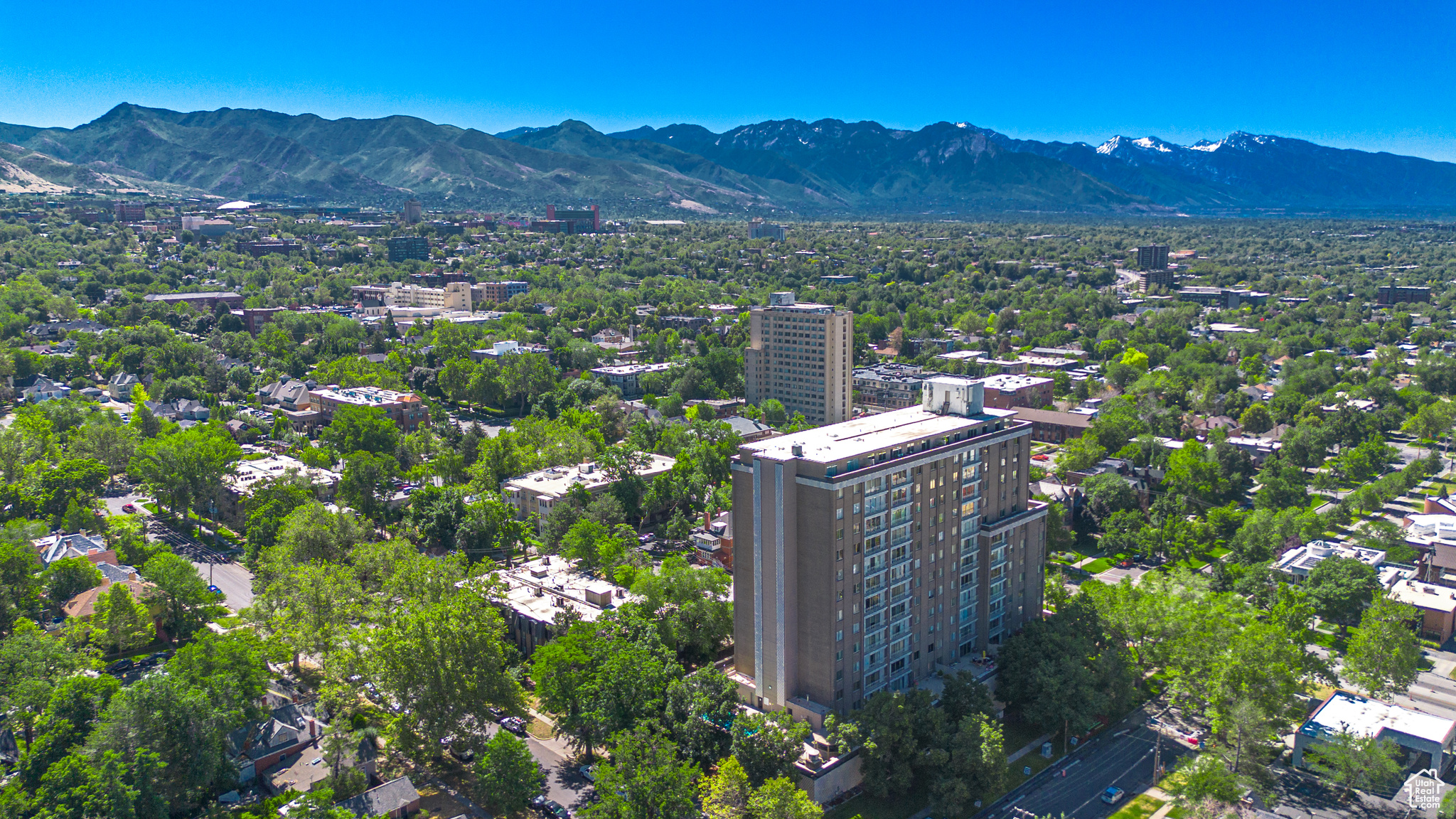 BONNEVILLE TOWER - Residential