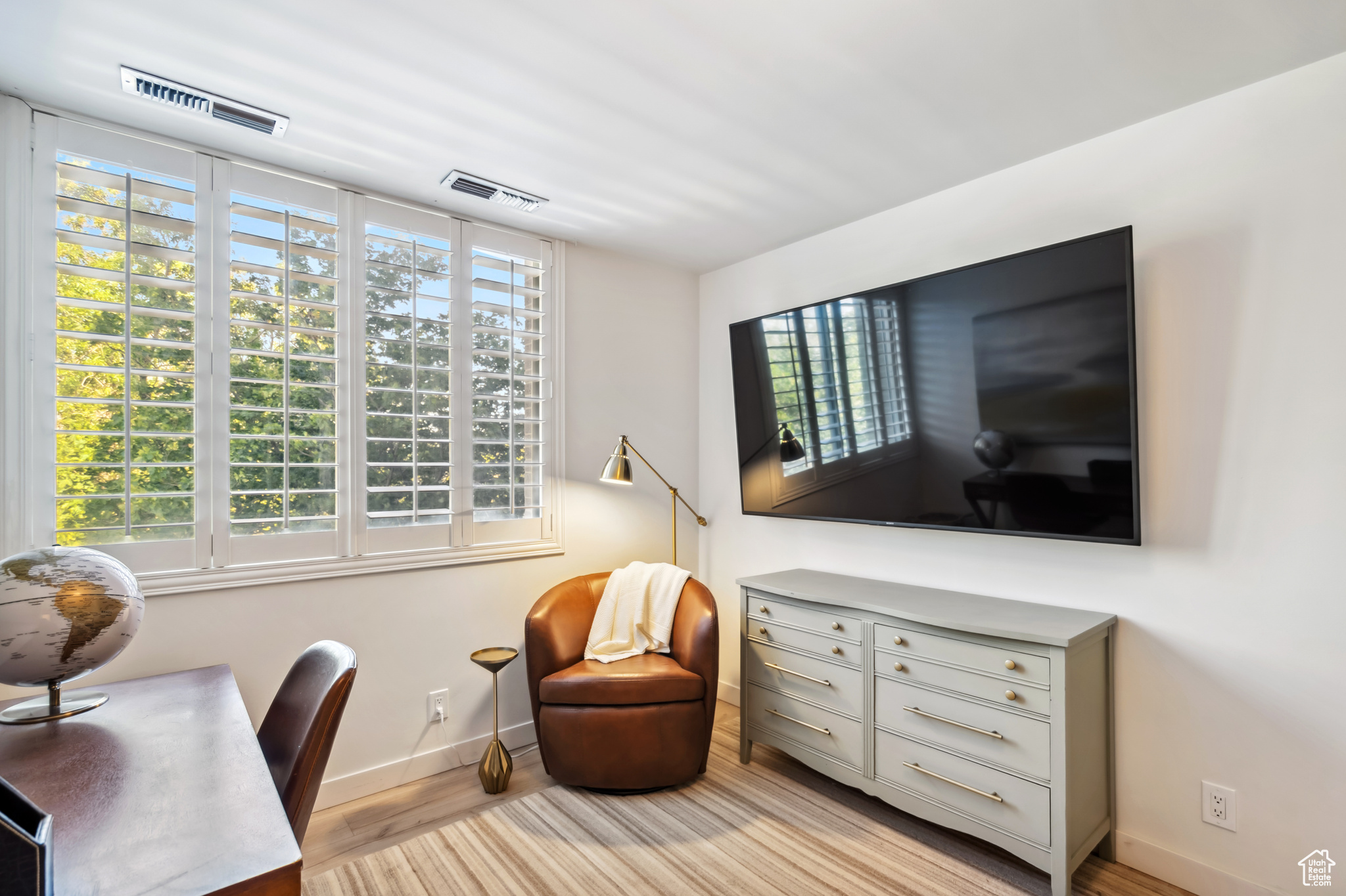 BONNEVILLE TOWER - Residential