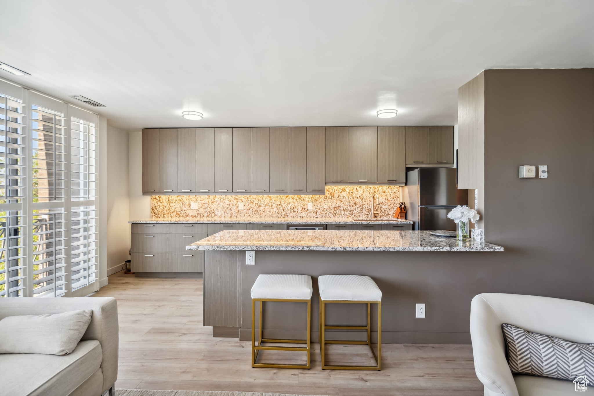 BONNEVILLE TOWER - Residential