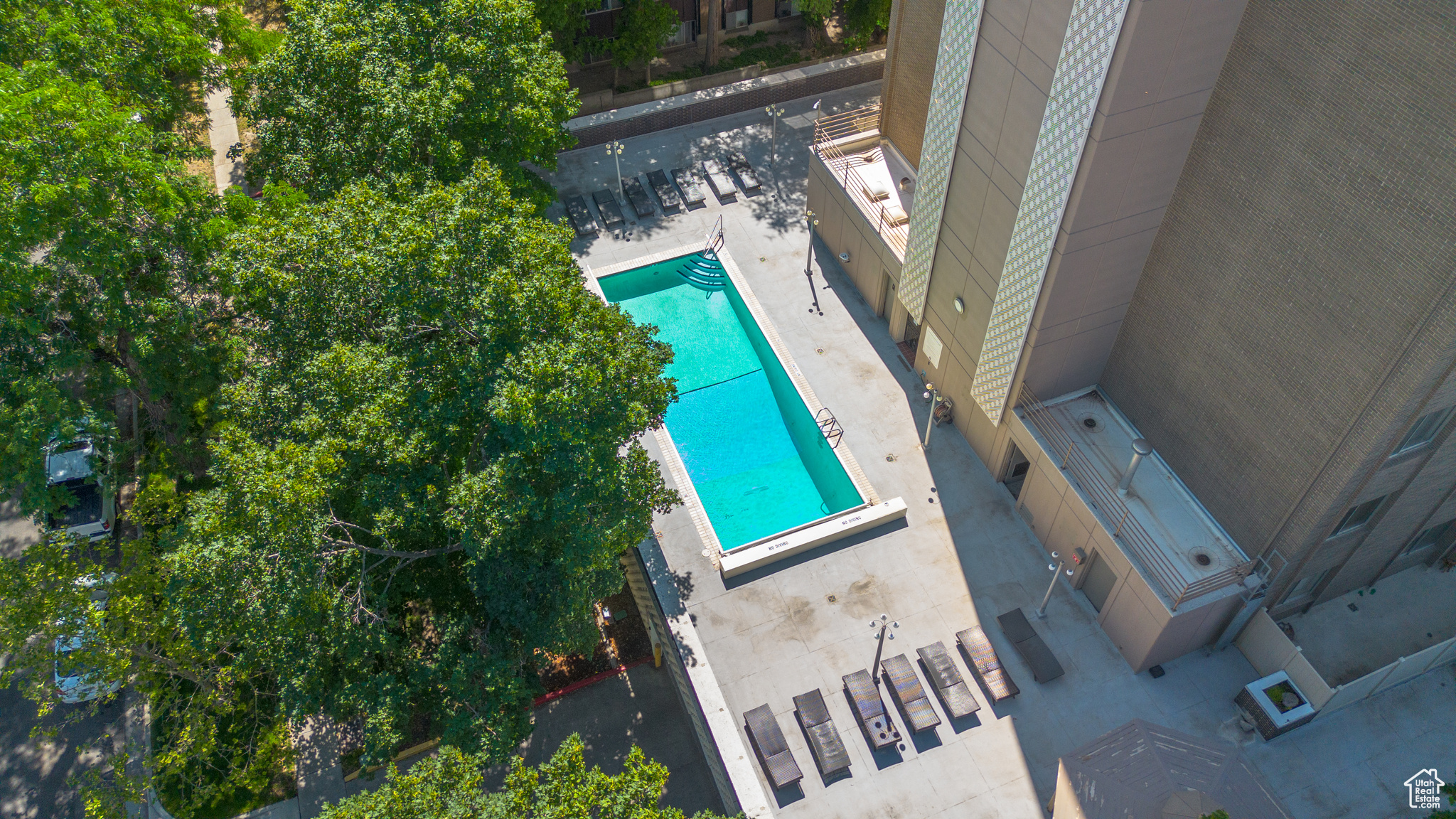 BONNEVILLE TOWER - Residential