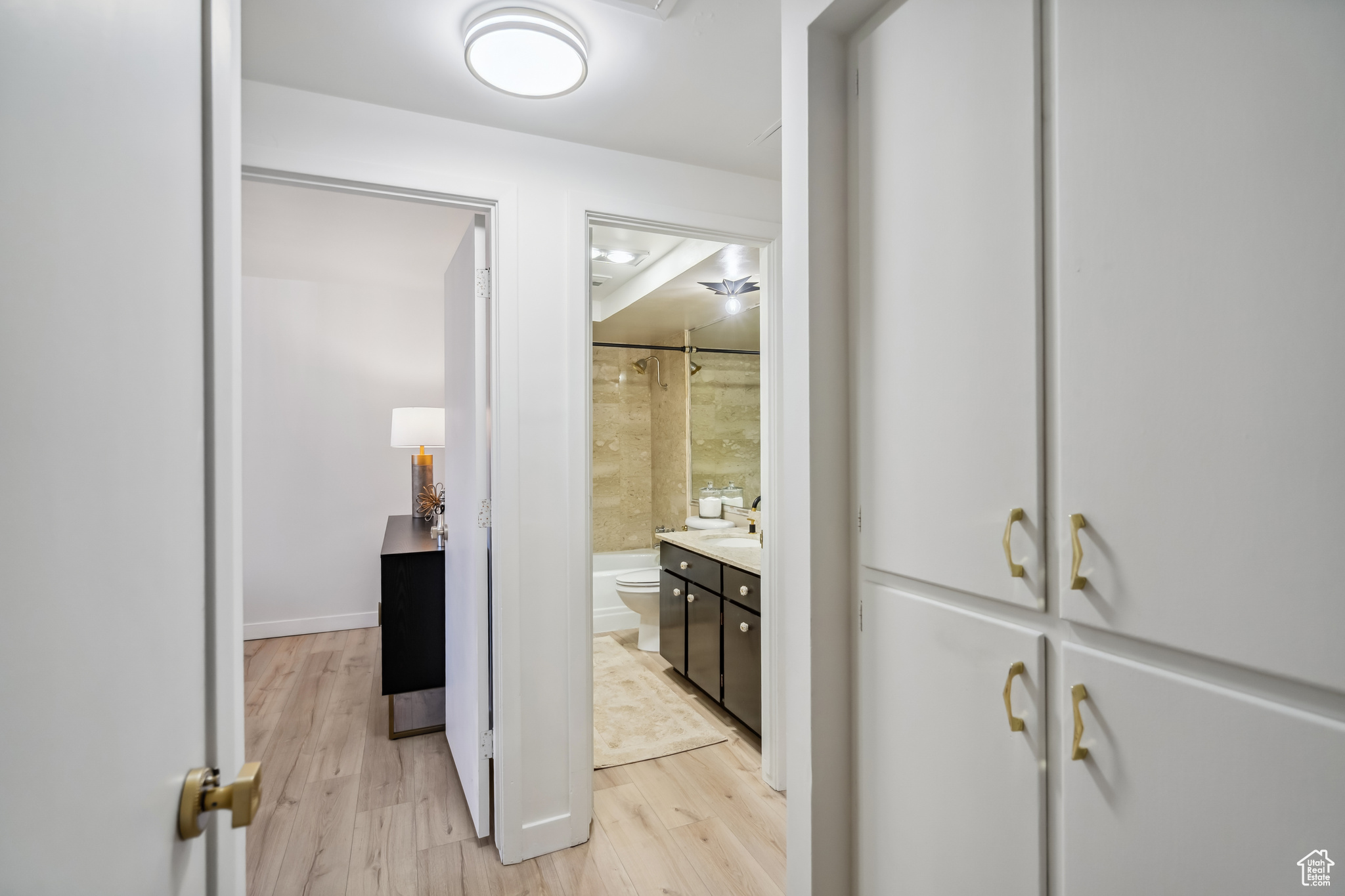 BONNEVILLE TOWER - Residential