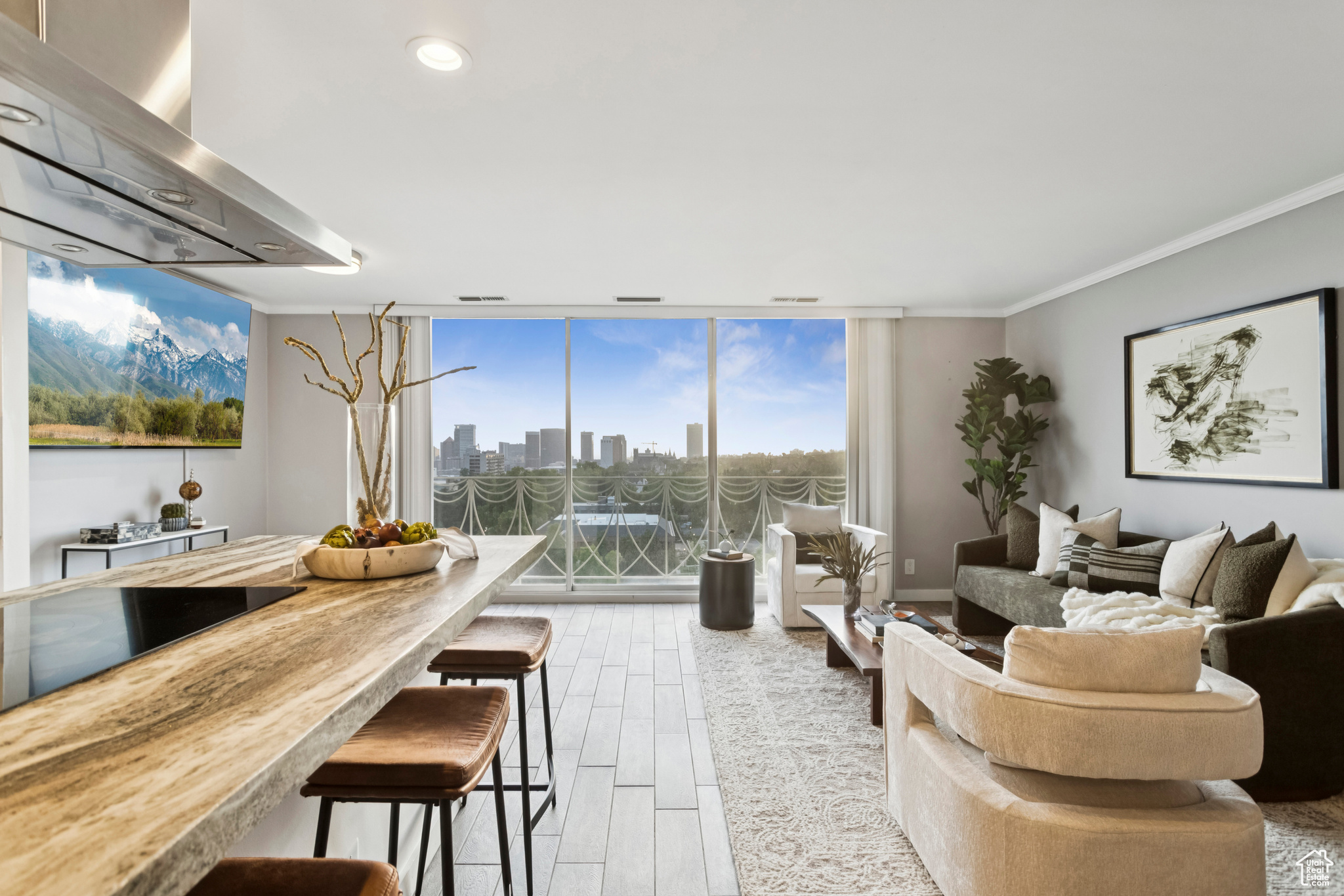 BONNEVILLE T - Residential