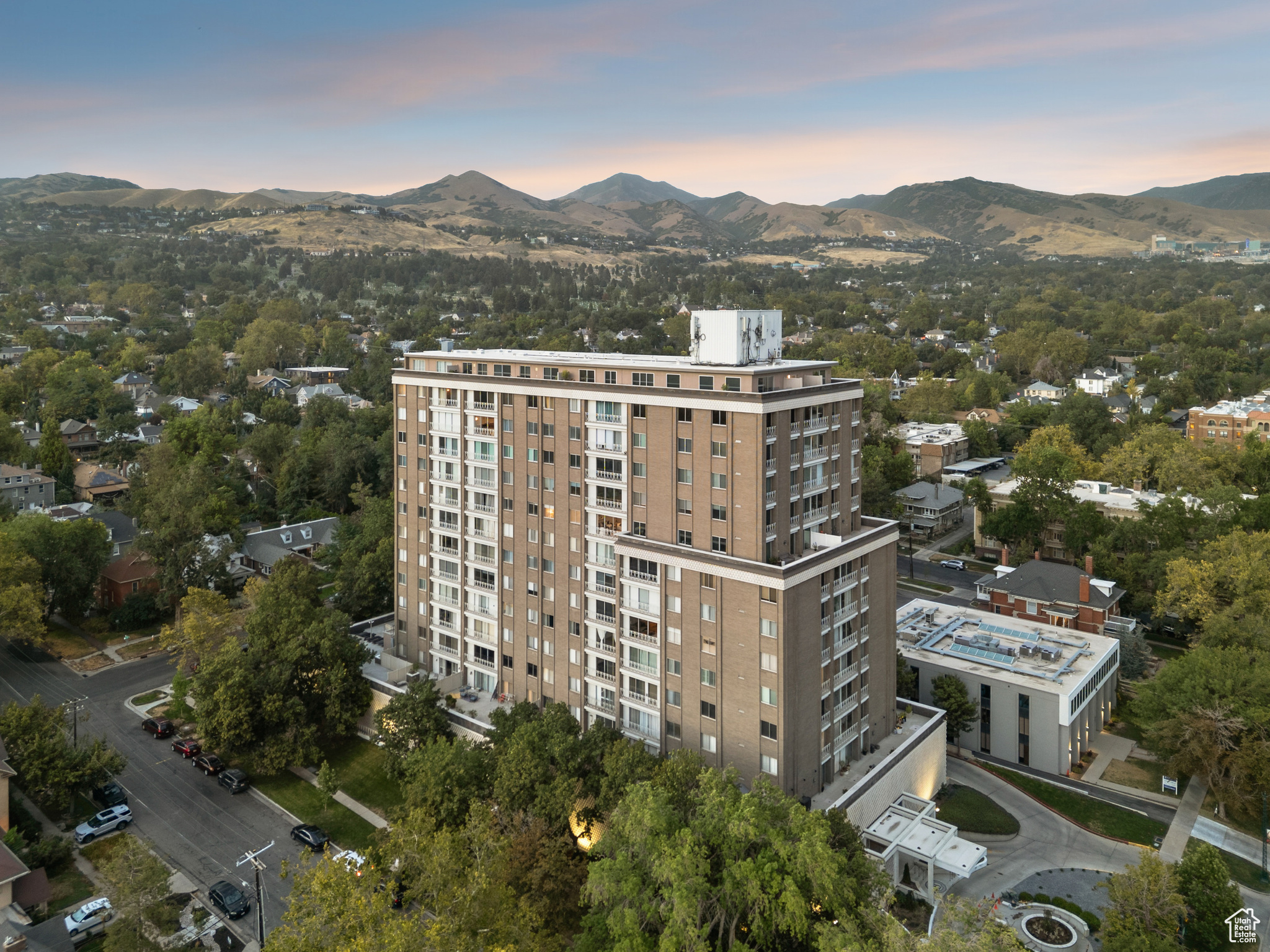 BONNEVILLE T - Residential